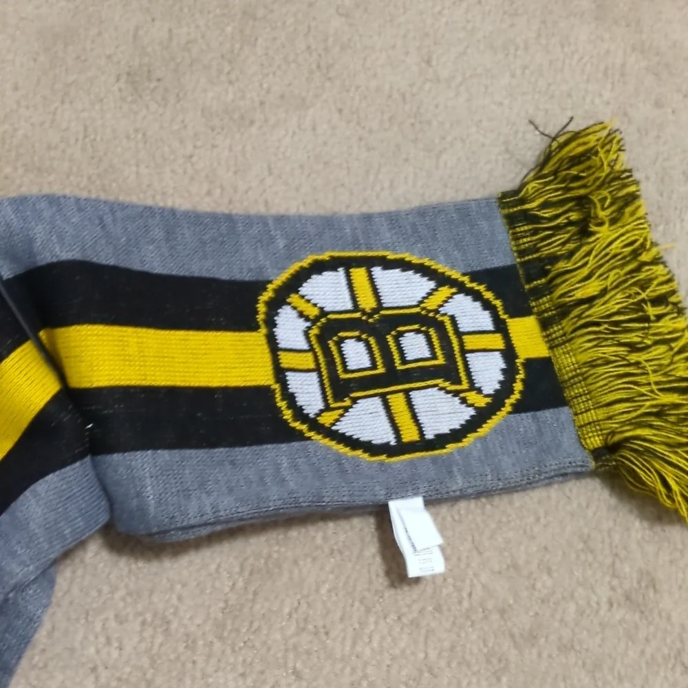 Forever Collectibles nwt 60